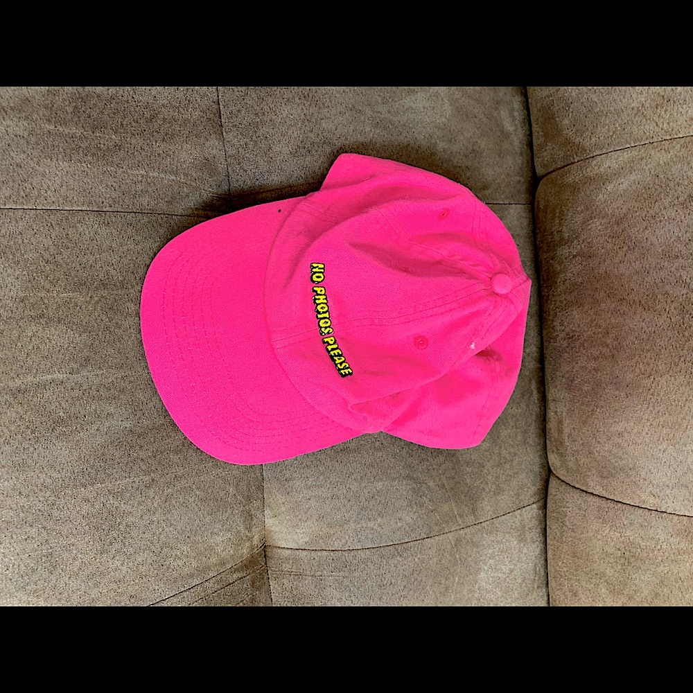 Kylie Jenner “No Photos Please” Hat